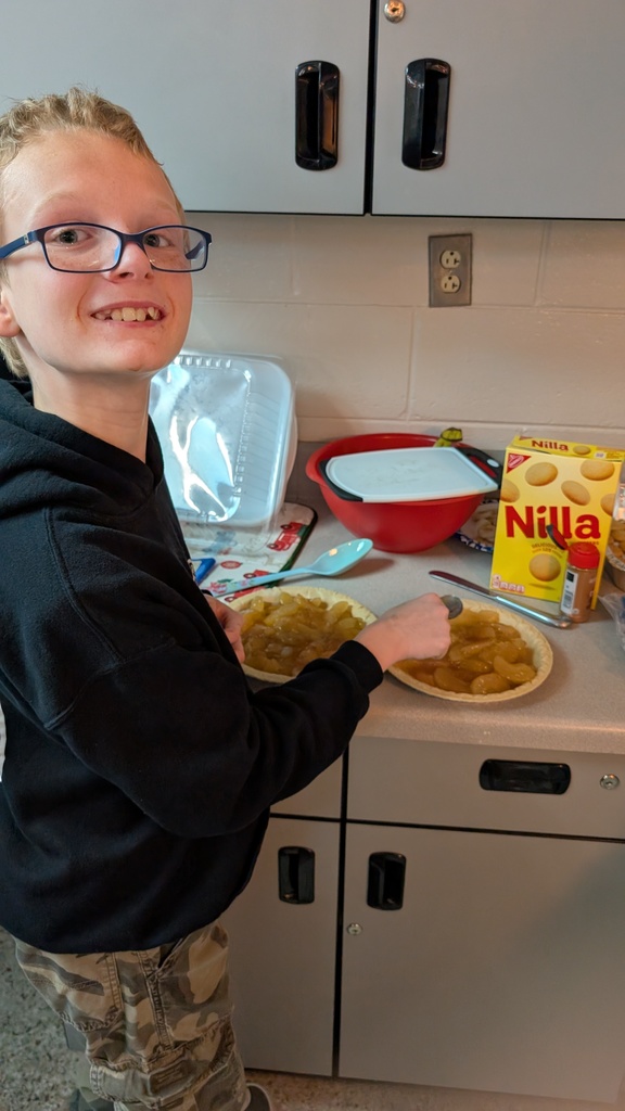 Students preparing their thanksgiving feast