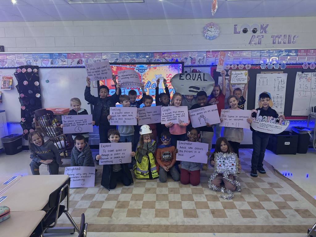 Class picture for the vocabulary parade.