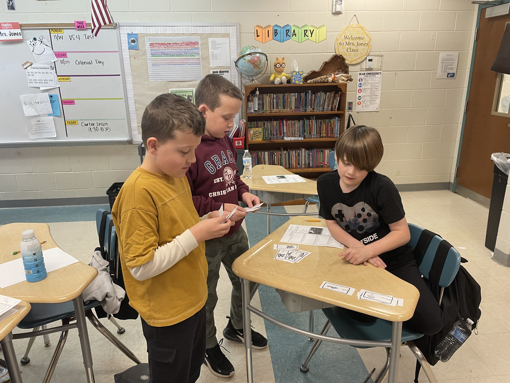 Students learning about bartering from Colonial Virginia