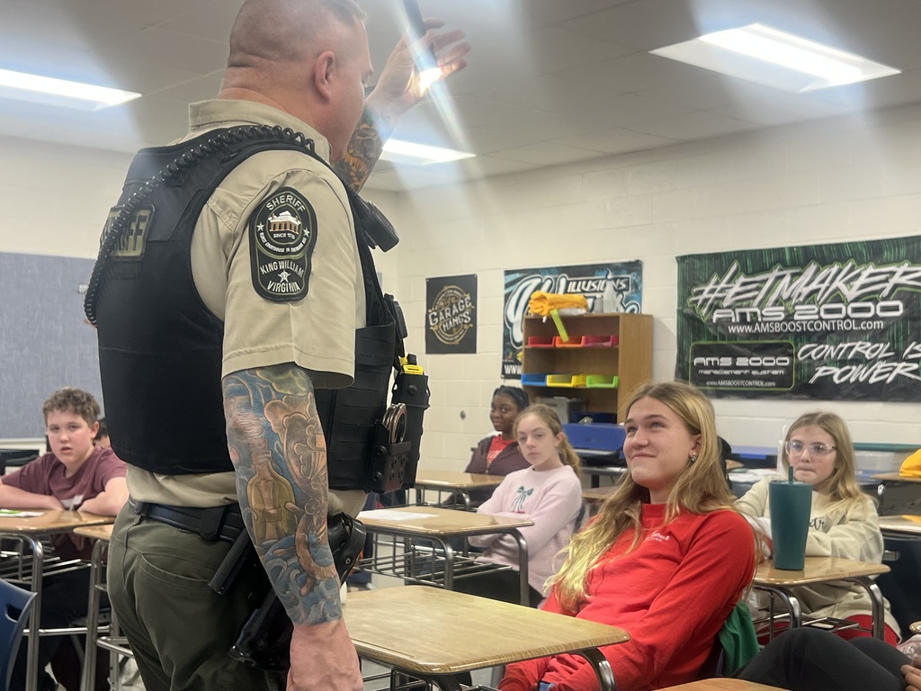 Deputy Gifford visits Mr. Broaddus's class