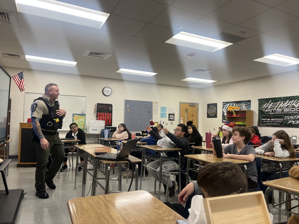 Deputy Gifford visits Mr. Broaddus's class