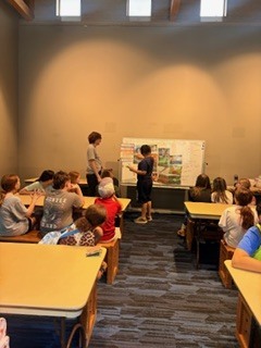 Students exploring Maymont Park