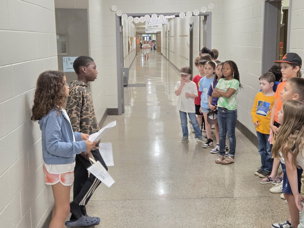 2nd grade tour of AES