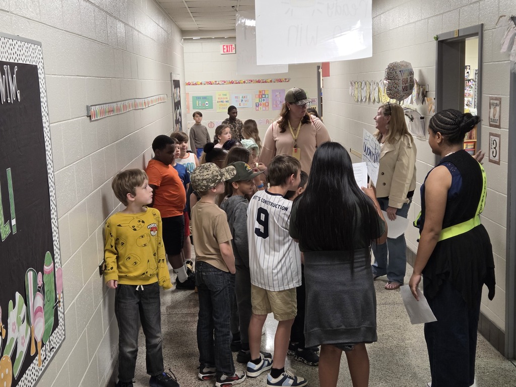 2nd grade tour of AES