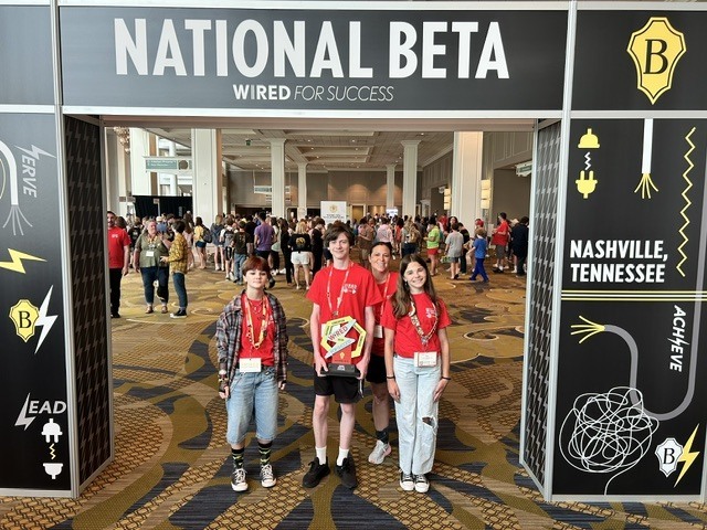 Silas Heinsman, Teresa Whitehead, Eden Atkins, and Jr. Beta Sponsor, Mary Atkins st the Natioanl Convention 