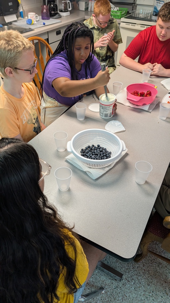 Students creating a treat for our staff that are veterans