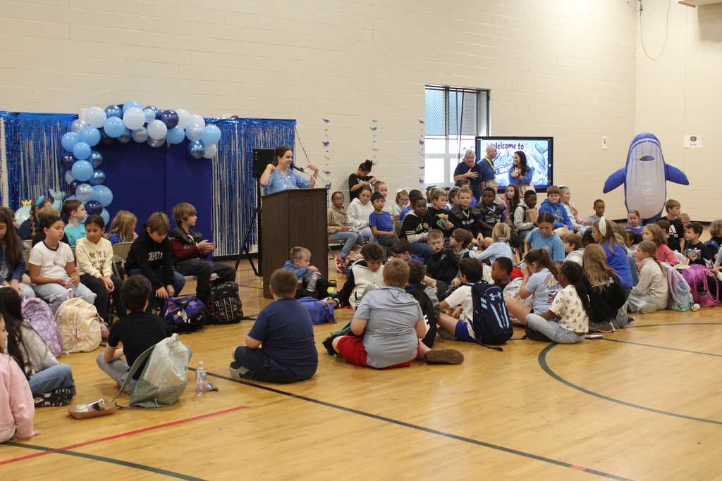 Mrs. Belvin welcomes the students and families to Unity Day.