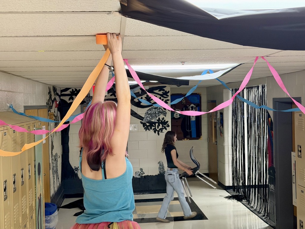 Students decorate the halls in preparation for the Homecoming 2026 Music Festival themed week of October 5-9.