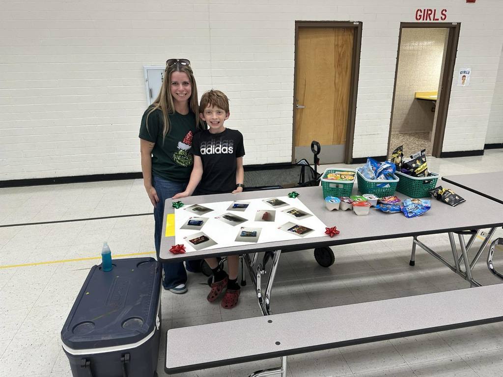 Manzanita Marketplace!