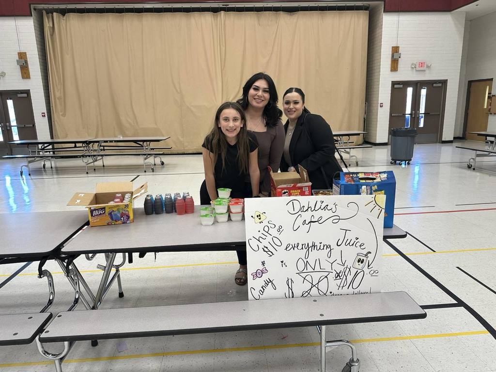 Manzanita Marketplace!