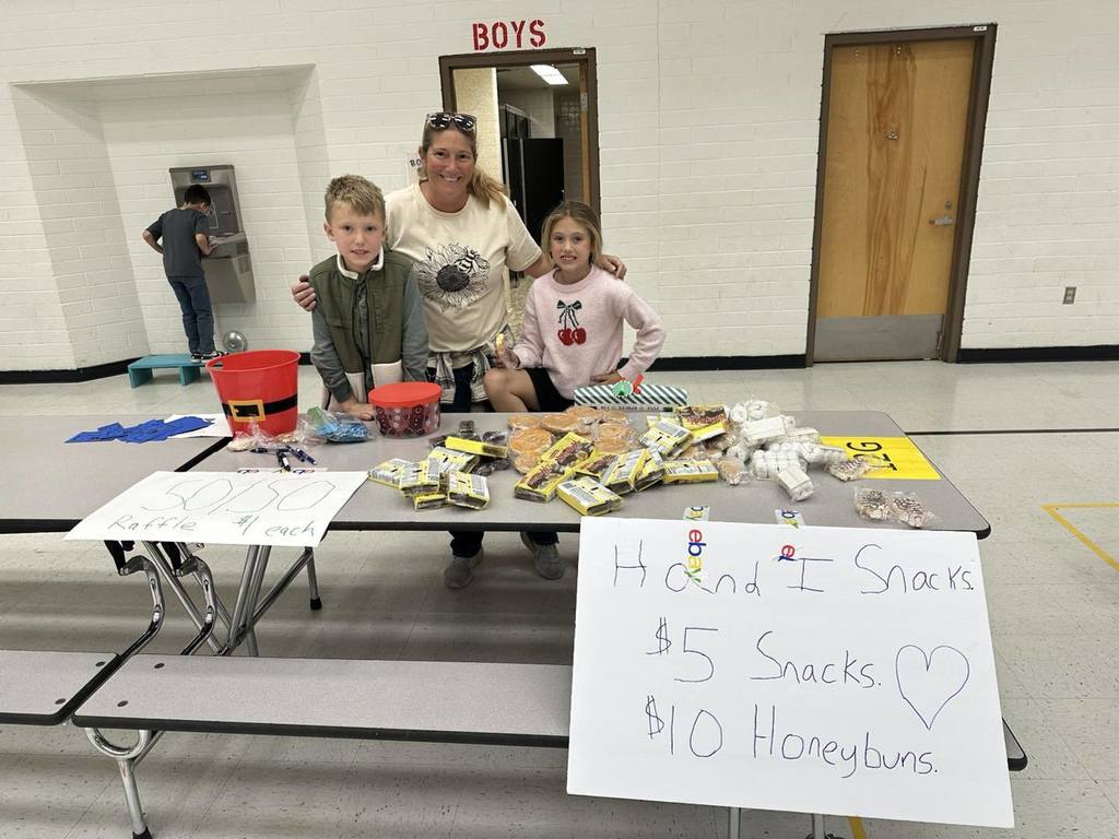 Manzanita Marketplace!