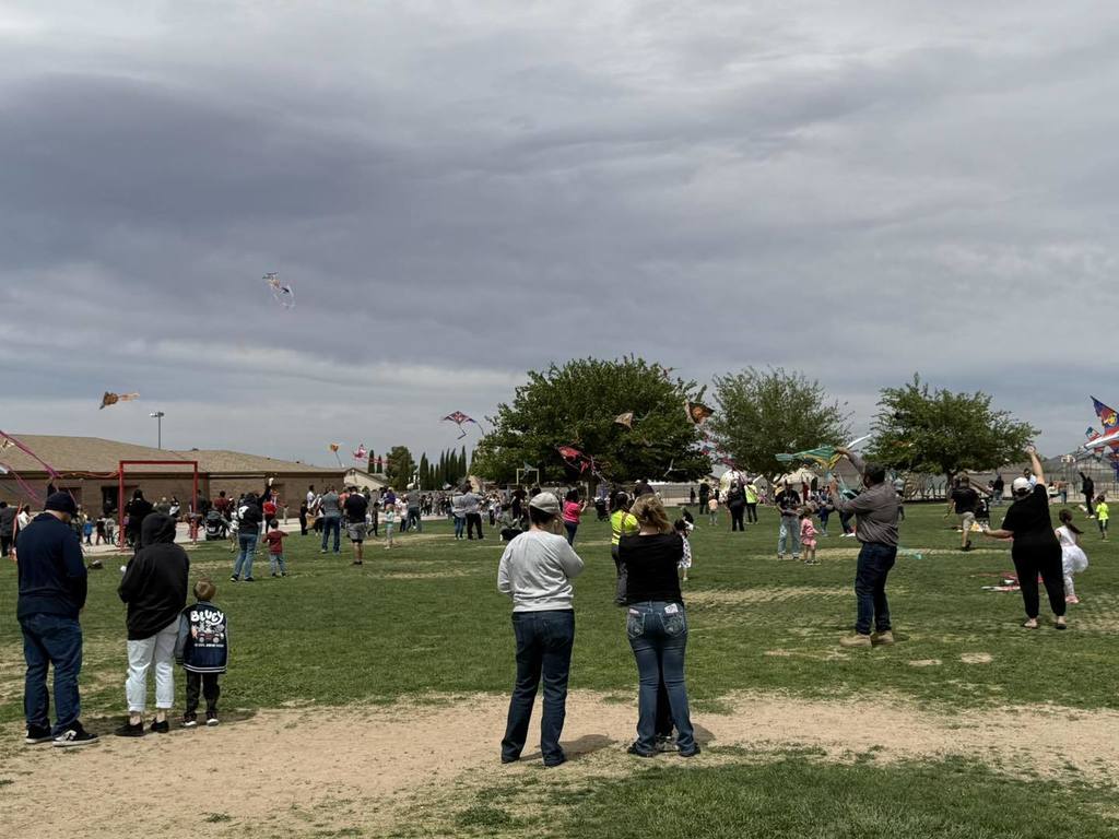 Kinder Kite Day