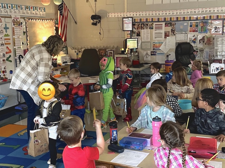 GSRP Trick-or-Treating at KES