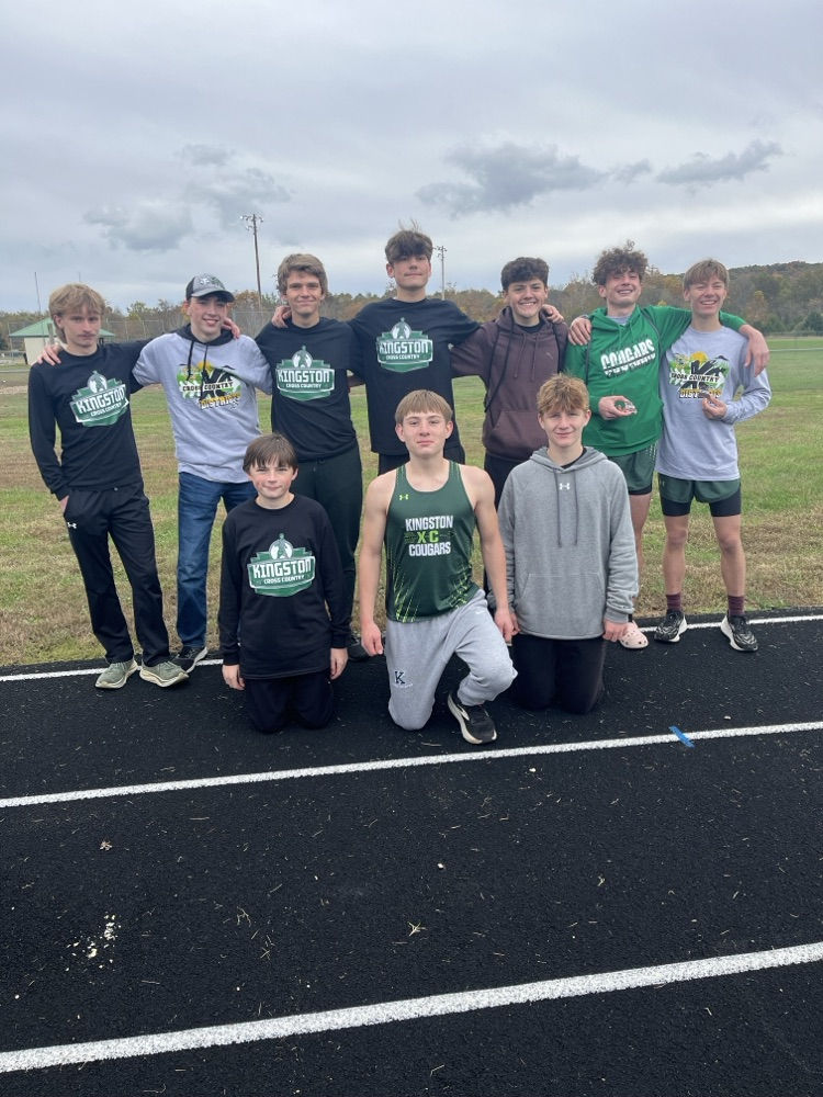 HS boys cross country team qualifies for state