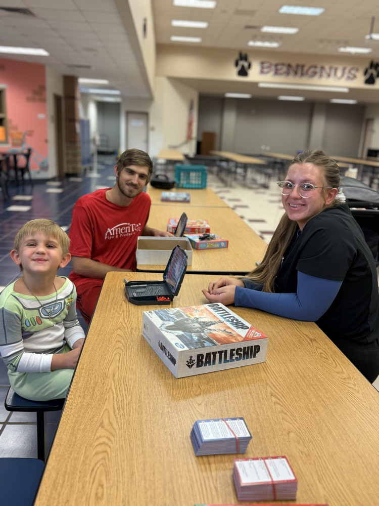 students and families at game night