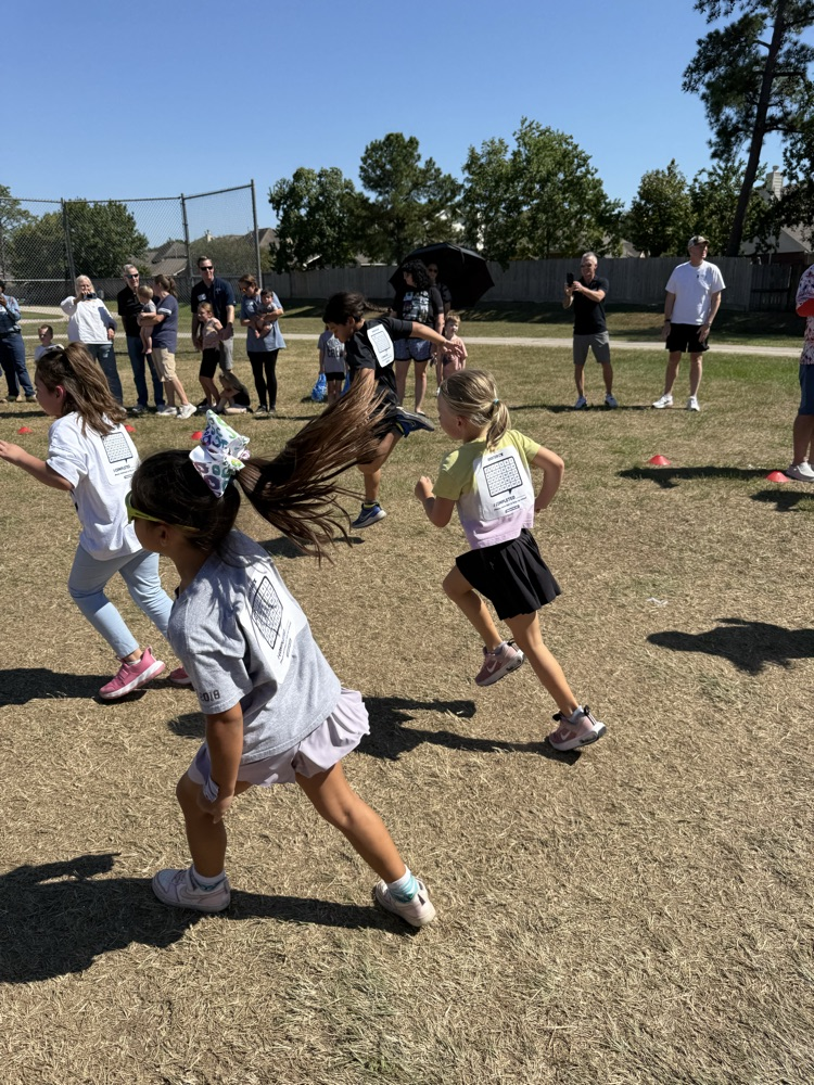 students running