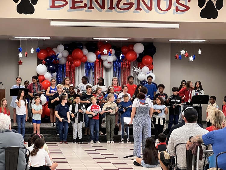 students at Veterans Day program