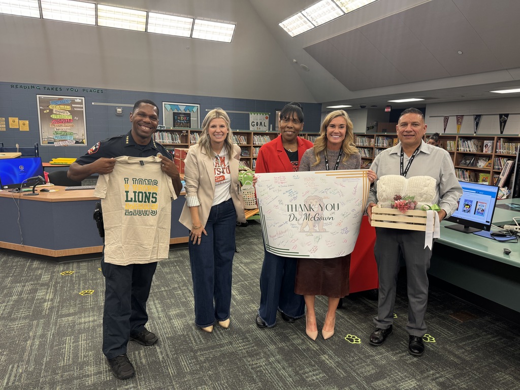 Group Picture of Administrator at McDougle with klein's superintendent.