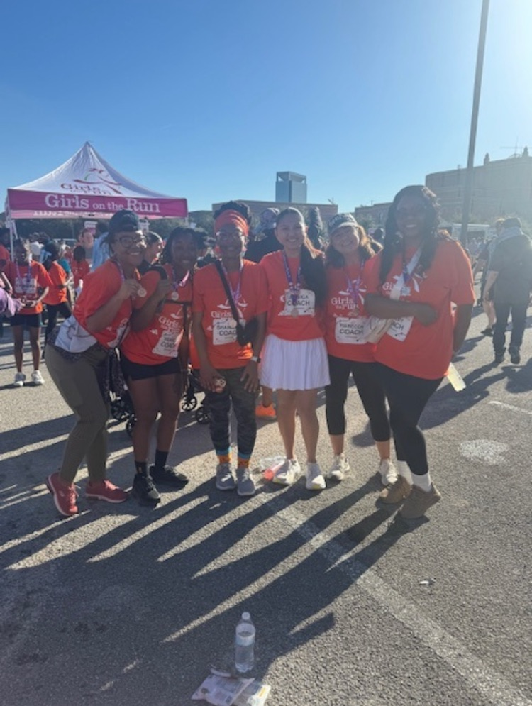 Group of women at the GOTR race.