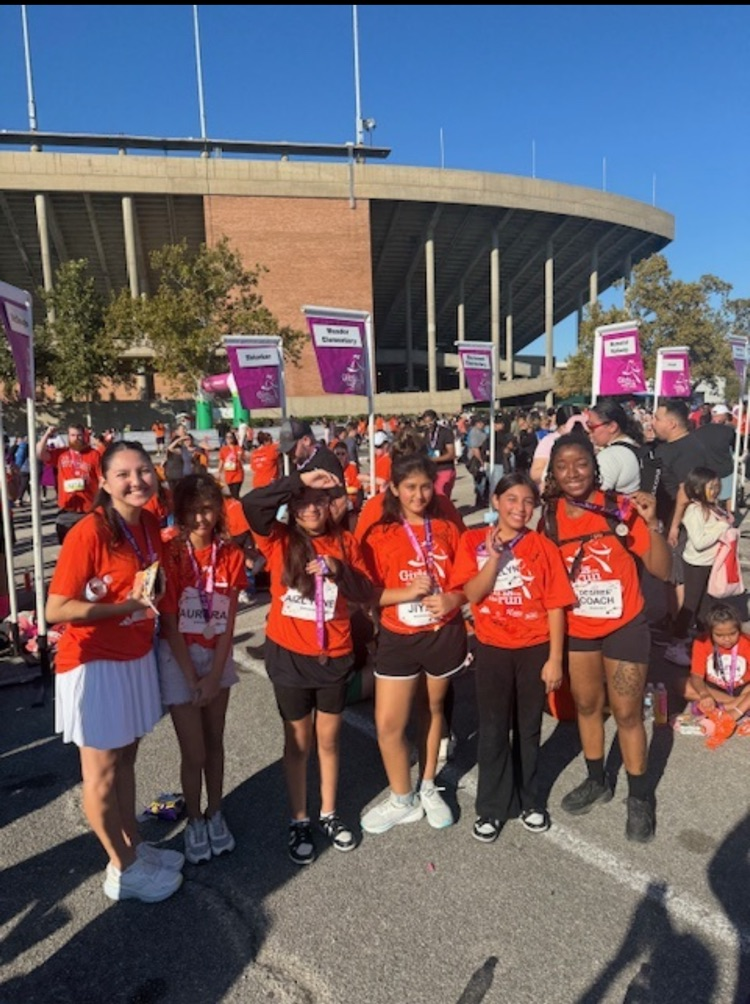 McDougle team of girls at the race