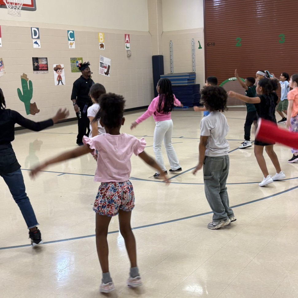 Alpha Martial Arts joined our students in PE yesterday and they had a blast! 