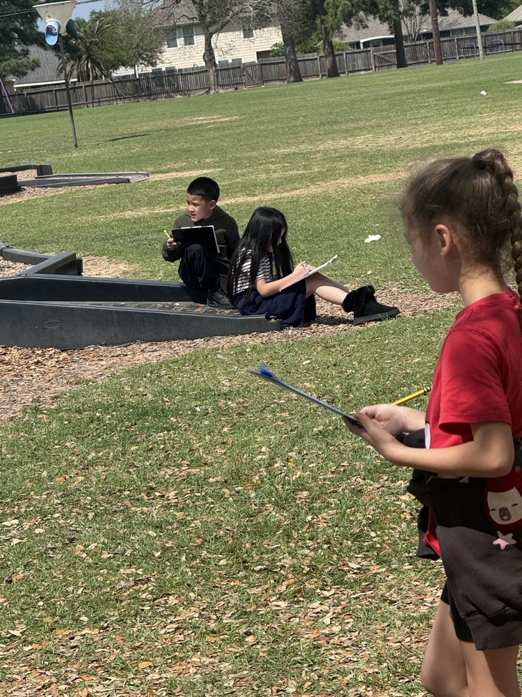 students outside 