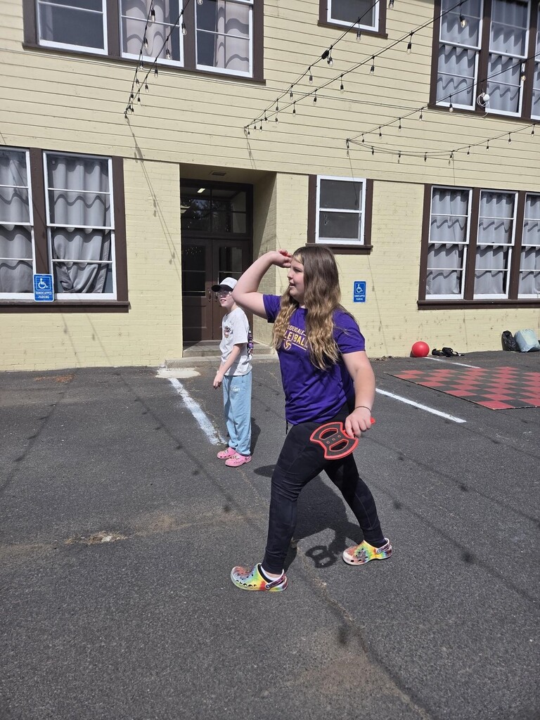 Outdoor School