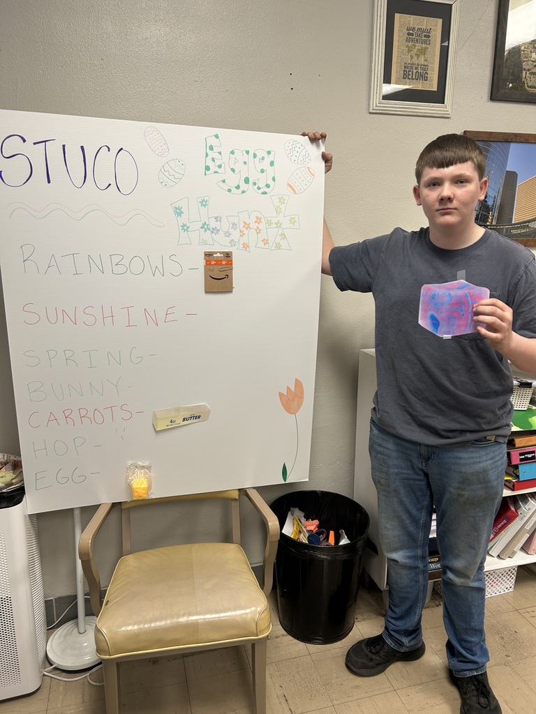 STUCO Egg Hunt is complete!   High School students searched for eggs all day. They were looking for letters to spell words to earn prizes. The game started at 9:03 am and officially ended at 3:00 pm. There were also eggs with snack/candy coupons so many prizes were won throughout the day!  Here are our big winners!   Have a wonderful Spring Break. 