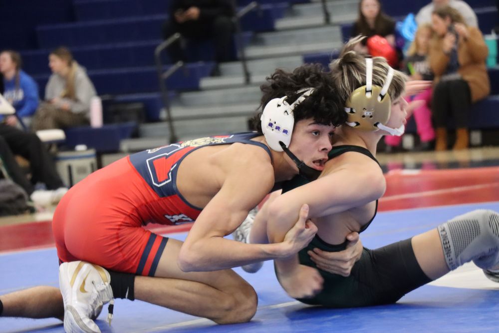 Senior X'Avion Ford competes against in a match against Eastern.