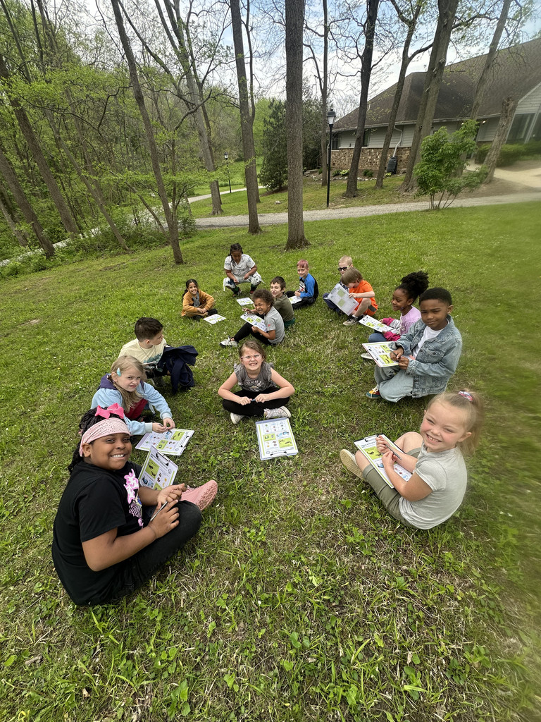 Our 1st grade students took a visit to Kirkendall Interpretive Nature Center at Jackson Morrow on Friday! Students learned about animals native to Indiana, completed activities, and took a hike through the woods. They observed different things happening in nature, and enjoyed being outside!