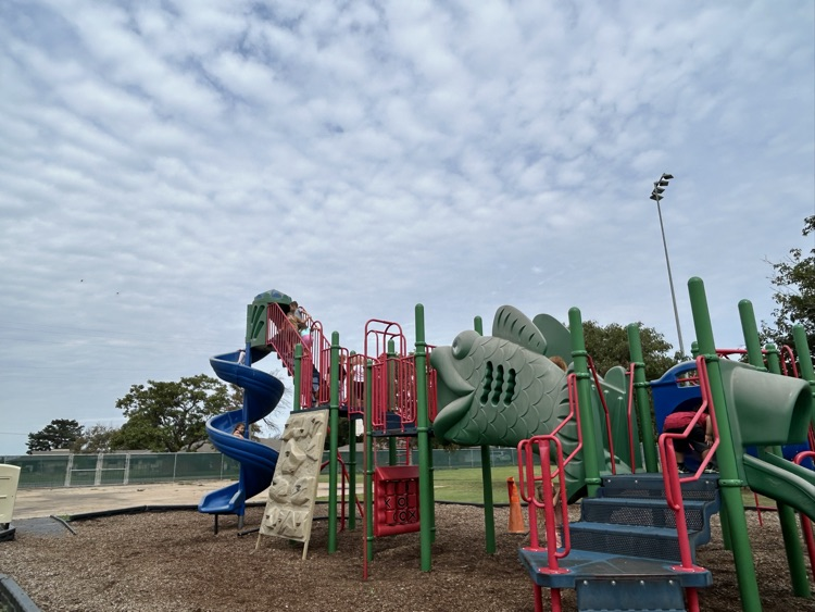 kids playing outside 