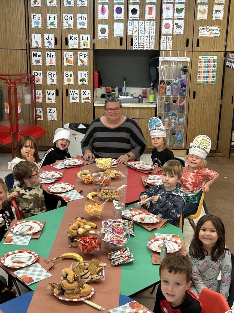 Pre-K Thanksgiving Feast
