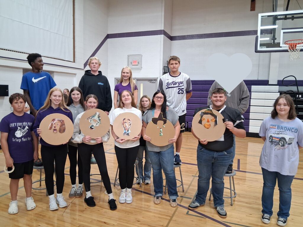 freshmen with their wizard of oz faces
