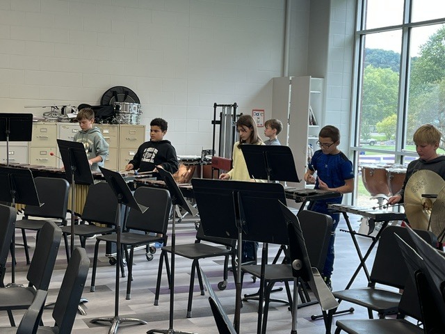 6th graders with instruments