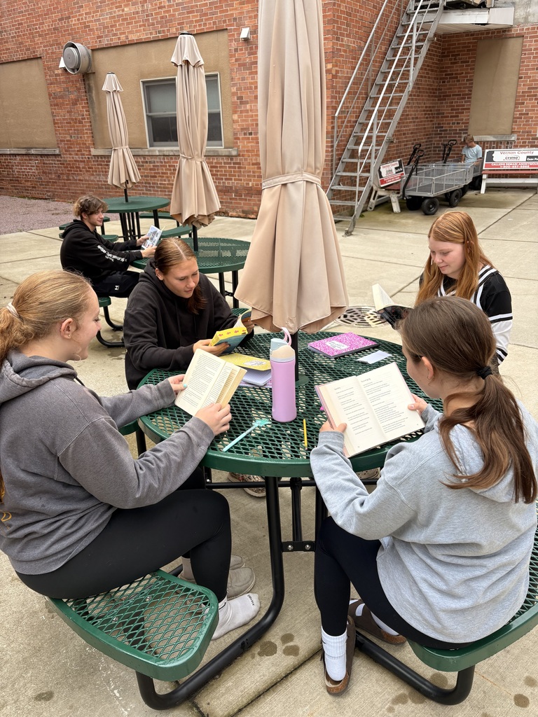 reading outside 