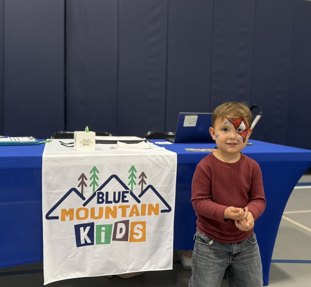 child at fair