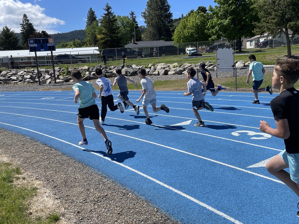 students running