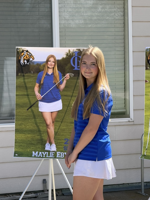 Senior girl golfer
