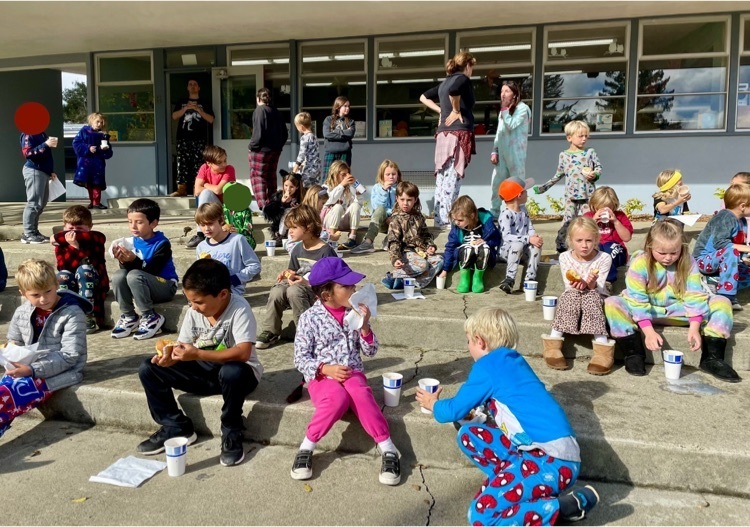 Mexican hot chocolate and pan dulce treats