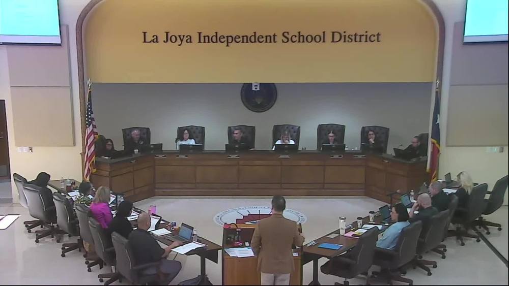La Joya ISD Leadership Participate in Lone Star Governance Training