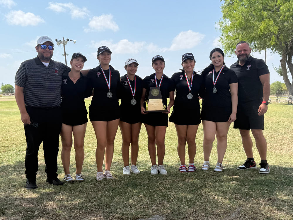 ⛳️🏆 LADY LOBOS SHINE AT DISTRICT — REGIONAL BOUND! 🏆⛳️