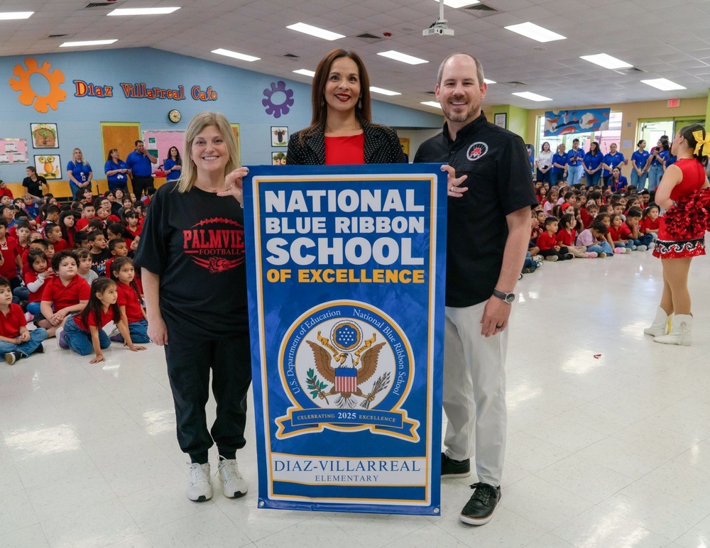 Diaz-Villarreal Meets Requirements for National Blue-Ribbon School Designation