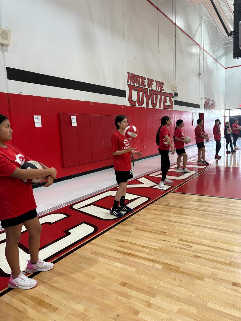 Lady Coyotes 
