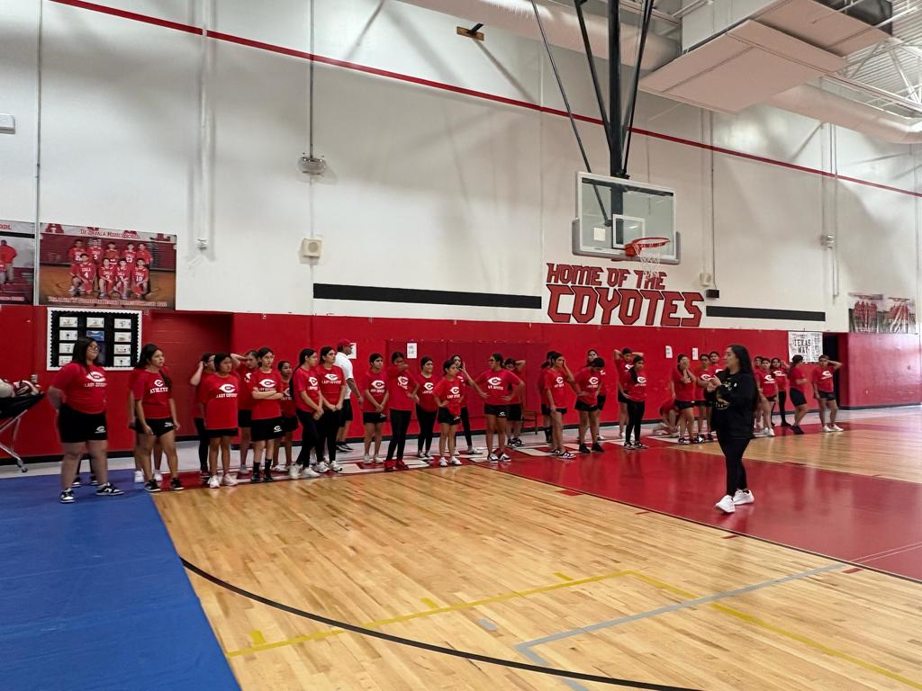 Lady Coyotes 
