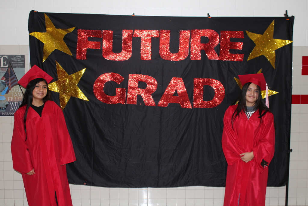 Students posing for future grade photo. 
