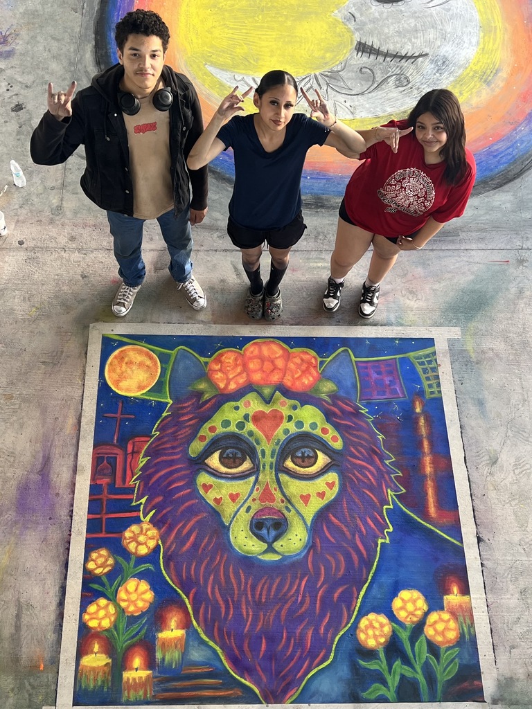 Chalk Art - Lobo students with Ms. Moran