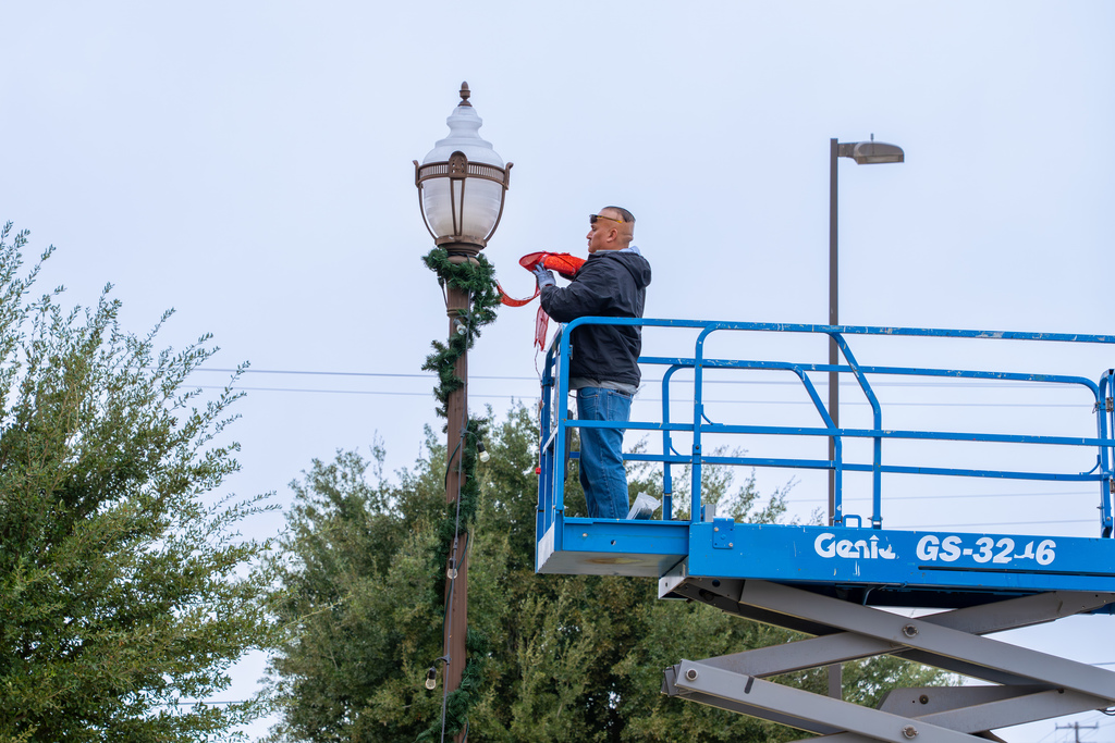 LJISD Christmas Preparation-2