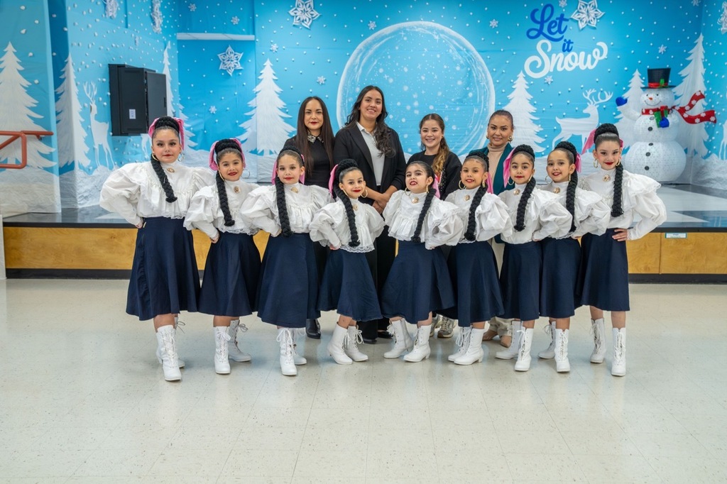 Dr. Rosalva Hernandez 