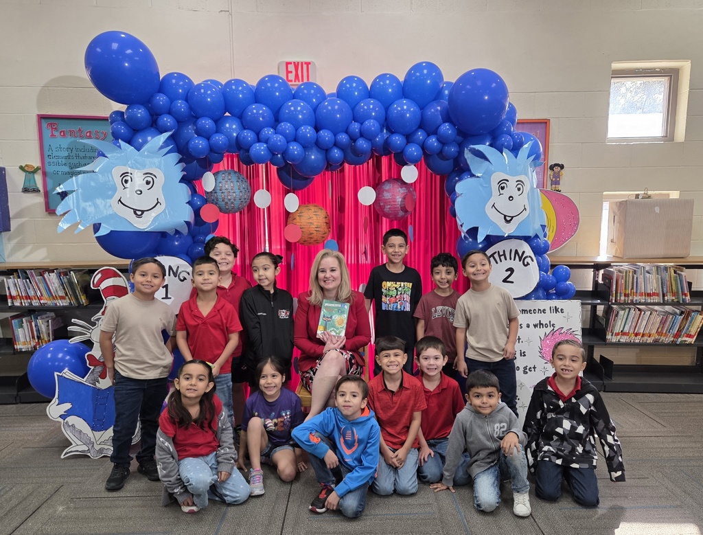 guest speaker Ms Derington Read Aloud to 1st grade