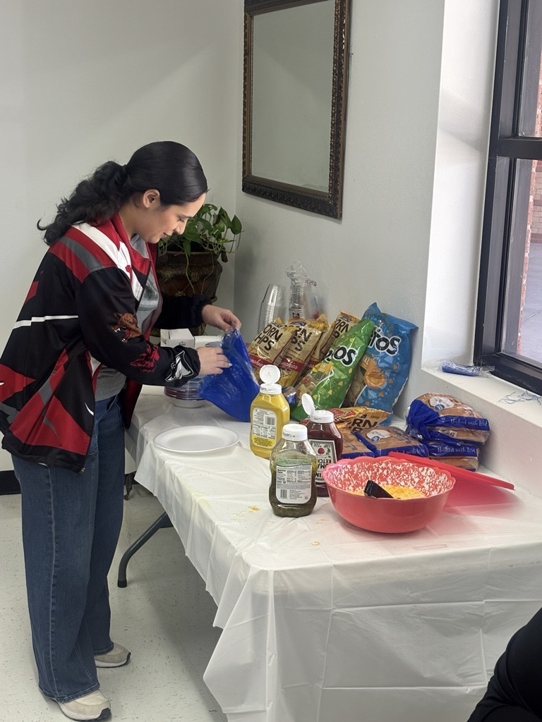 Social Worker Mrs. Aguilera